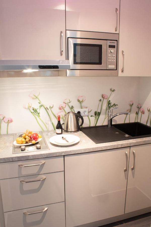 Hotel Service Apartments Am Prinzenplatz カンプ・リントフォルト エクステリア 写真